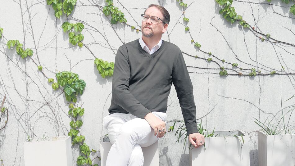 El escritor participará del panel “La canción como texto”, junto a Julieta Venegas y Pablo Schanton.