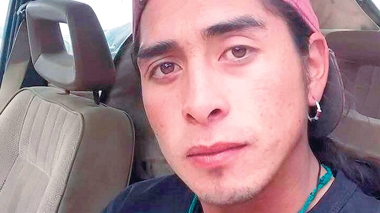 “Su muerte es desestimada por tratarse de un changarín mapuche”, señalaron ayer frente al monumento a Roca.