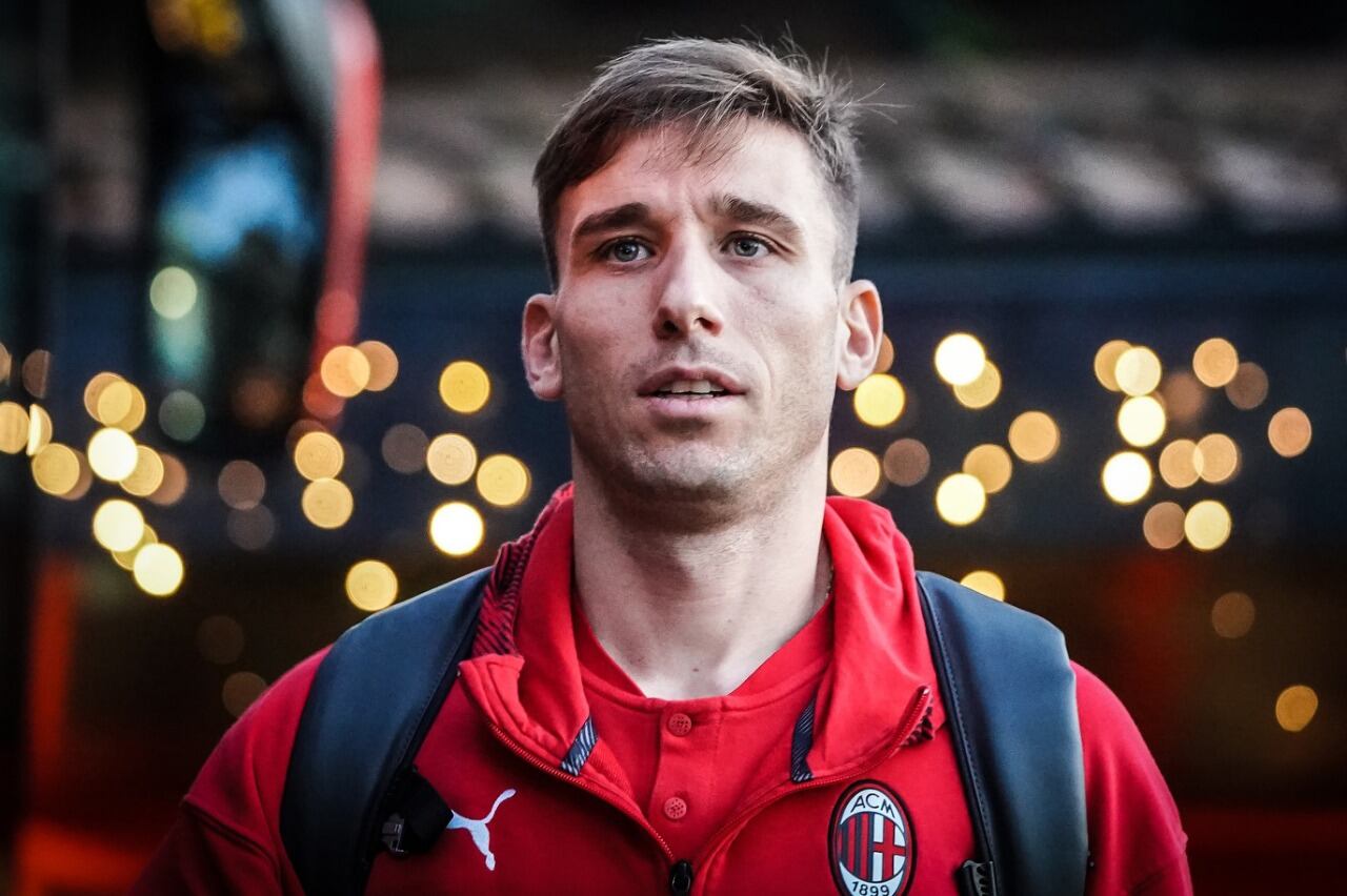 Biglia, del Milan de Italia a Turquía.