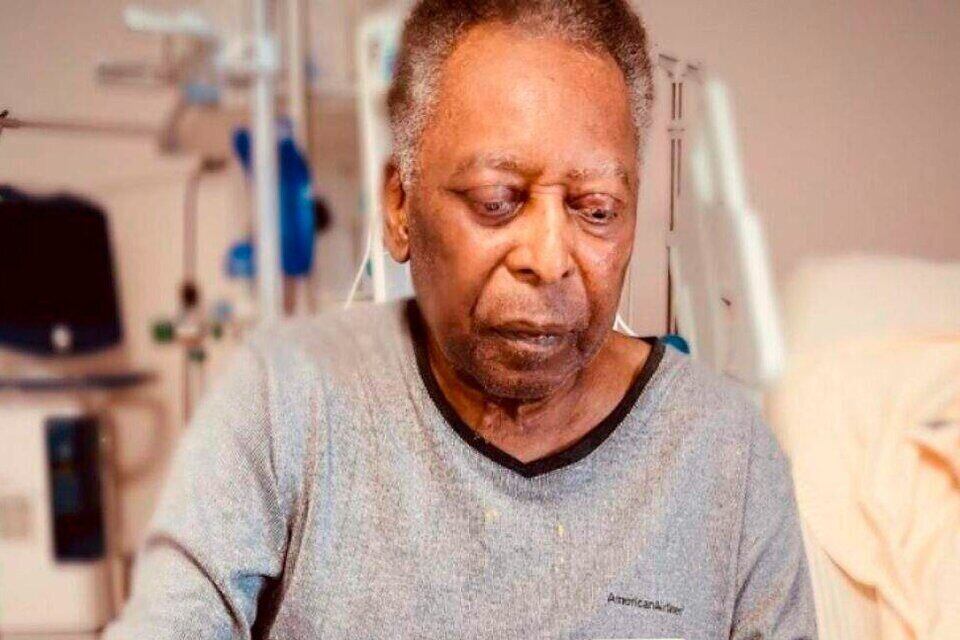 Pelé se encuentra internado desde el pasado 29 de noviembre en un hospital de San Pablo.