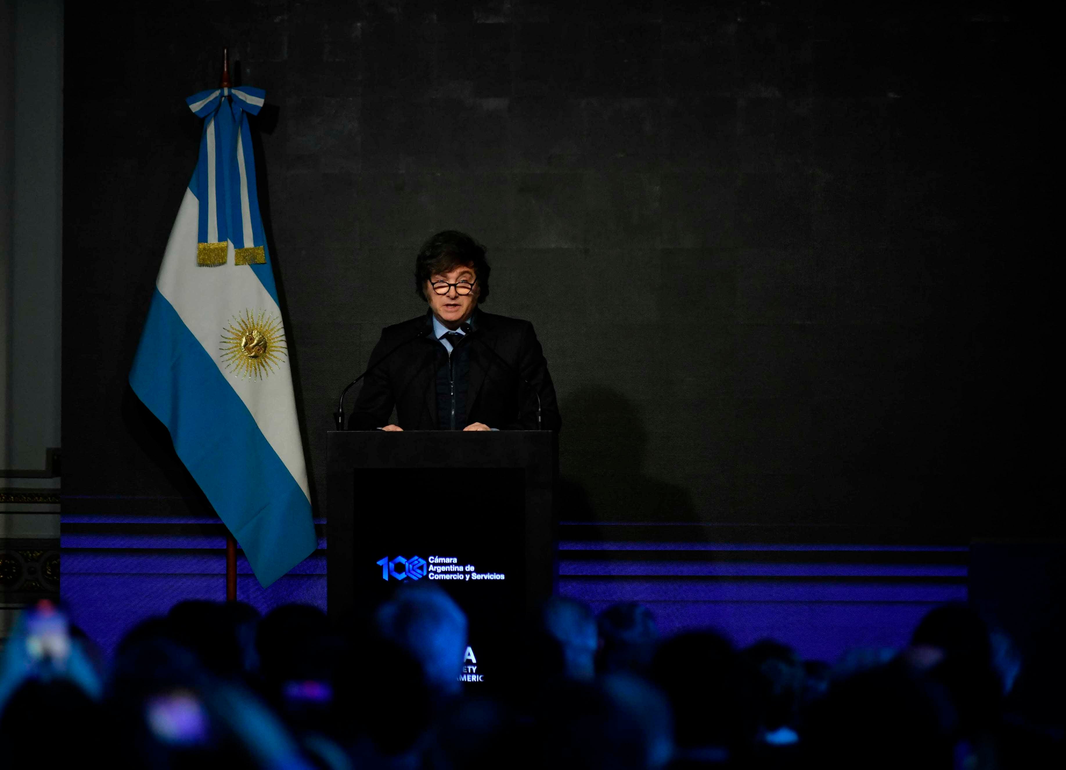 El Gobierno vende por anticipado el acuerdo con el Fondo.