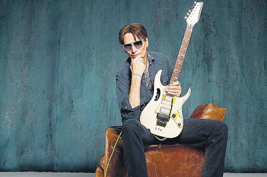 Además de su carrera solista, Steve Vai fue guitarrista de Frank Zappa, David Lee Roth y Whitesnake.