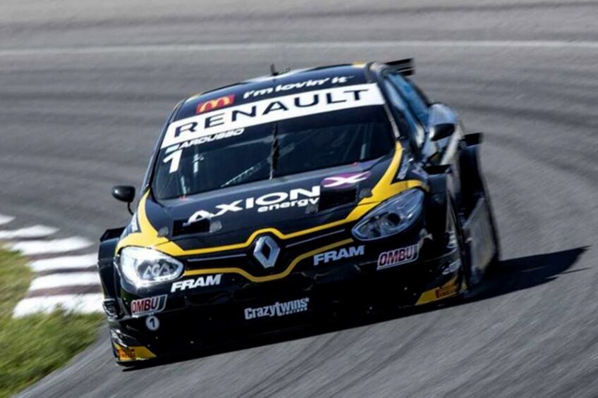 Facundo Ardusso, con su Renault, será uno de los grandes animadores del Súper TC2000.