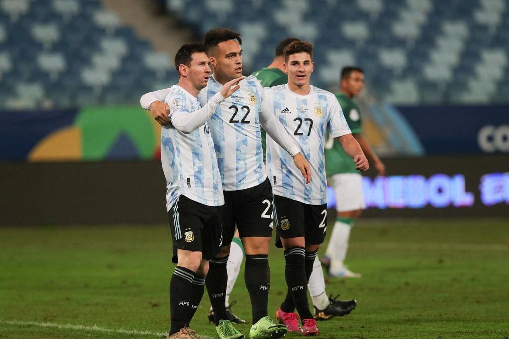 La Selección ganó la Copa América y mira a Qatar, pero el fútbol local se desintegra salvo por apariciones como Julián Alvarez