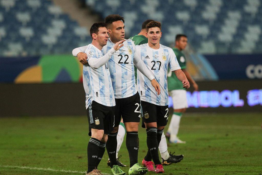 La Selección ganó la Copa América y mira a Qatar, pero el fútbol local se desintegra salvo por apariciones como Julián Alvarez