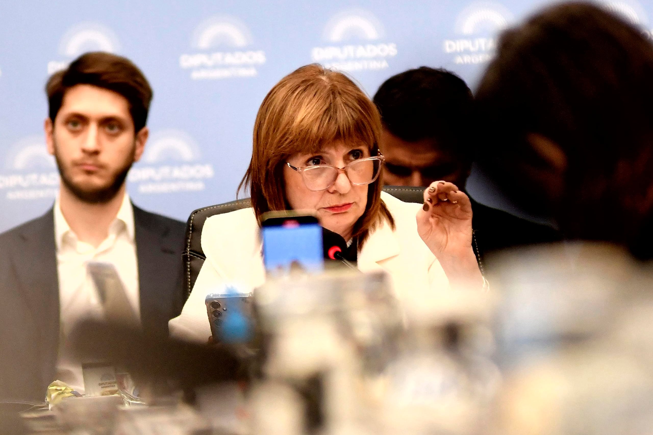 Bullrich anticipó reformas en el Código Penal y justificó la violencia de sus dantescos operativos.