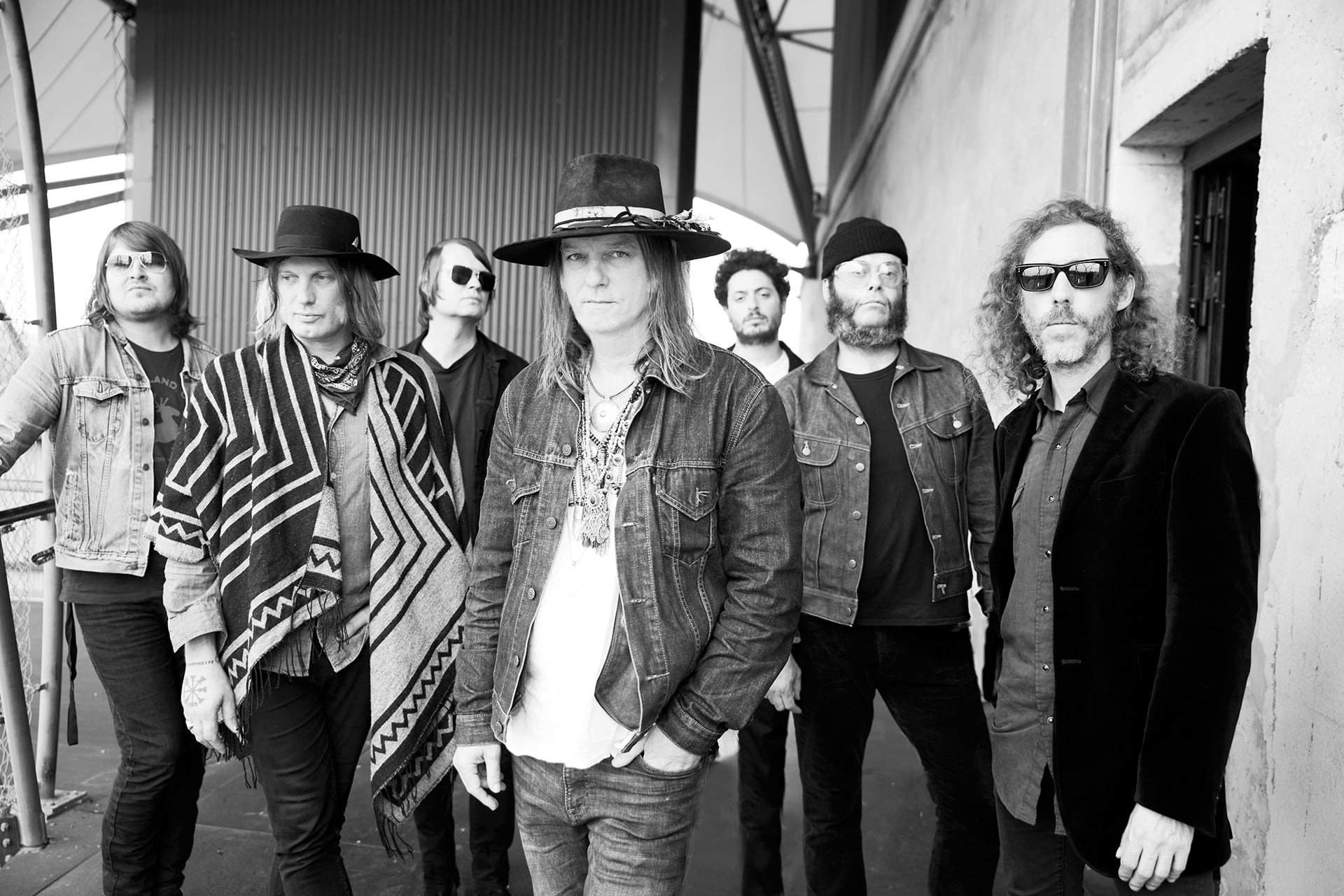 Los californianos llegan por segunda vez a Buenos Aires para presentar su álbum número 21, The Future is your Past.