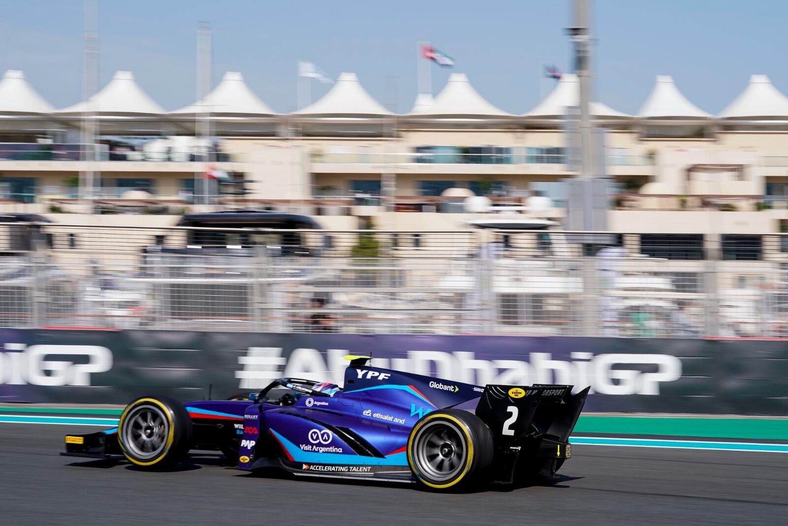 Colapinto en el circuito Yas Marina