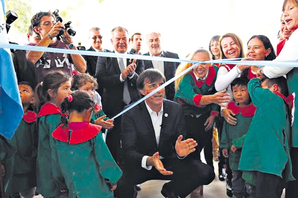 Esteban Bullrich en el acto de una escuela de Corrientes donde se pronunció por la incorporación de la educación religiosa.