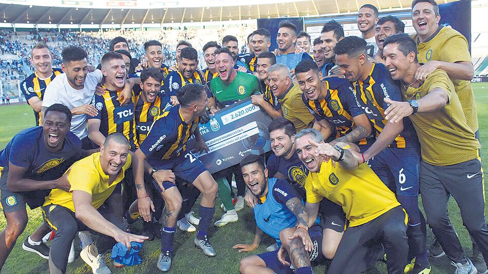 Por penales, el equipo rosarino ganó el pase a su cuarta final.