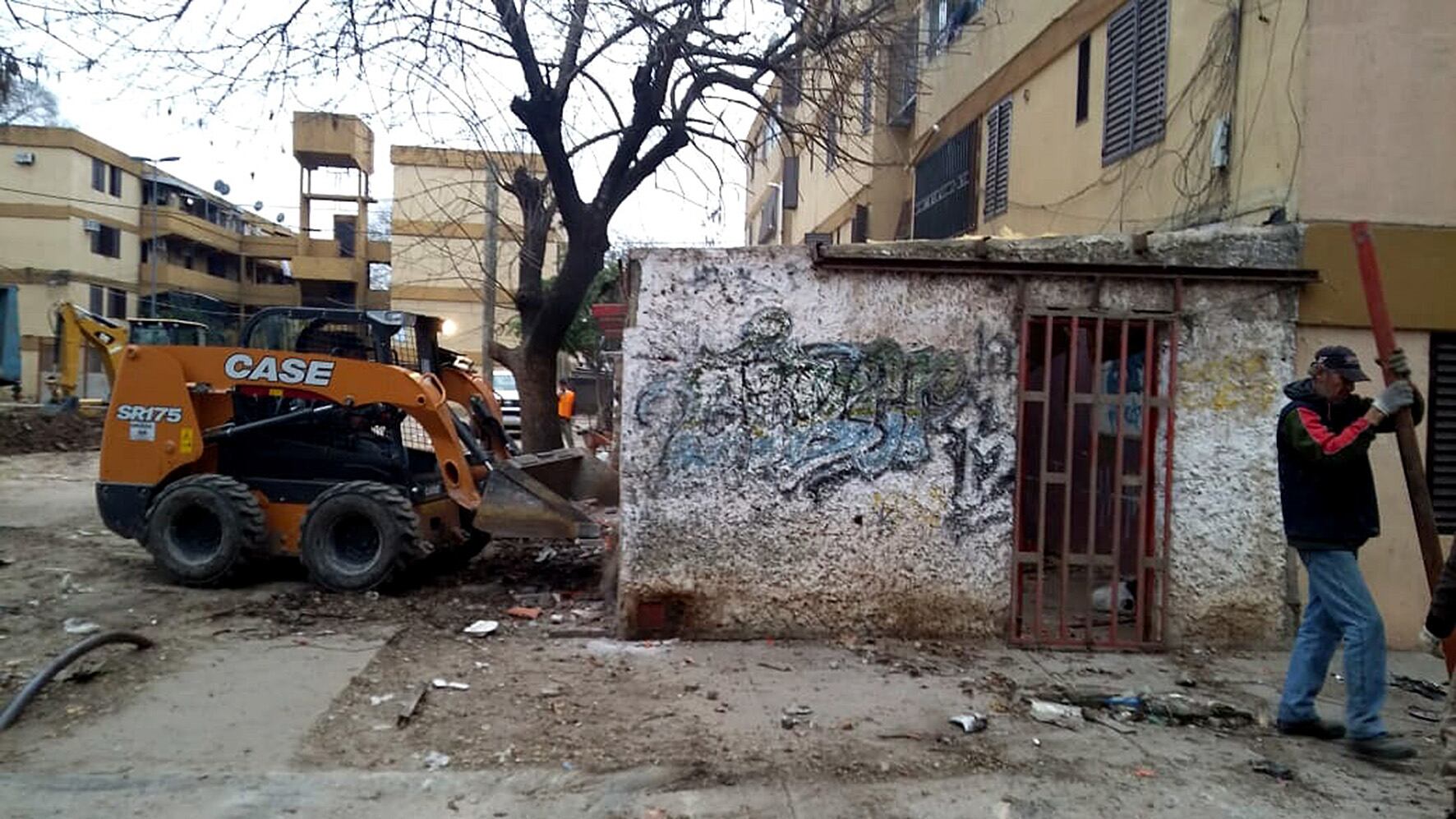 Intervención en Sánchez de Thompson y Grandoli.