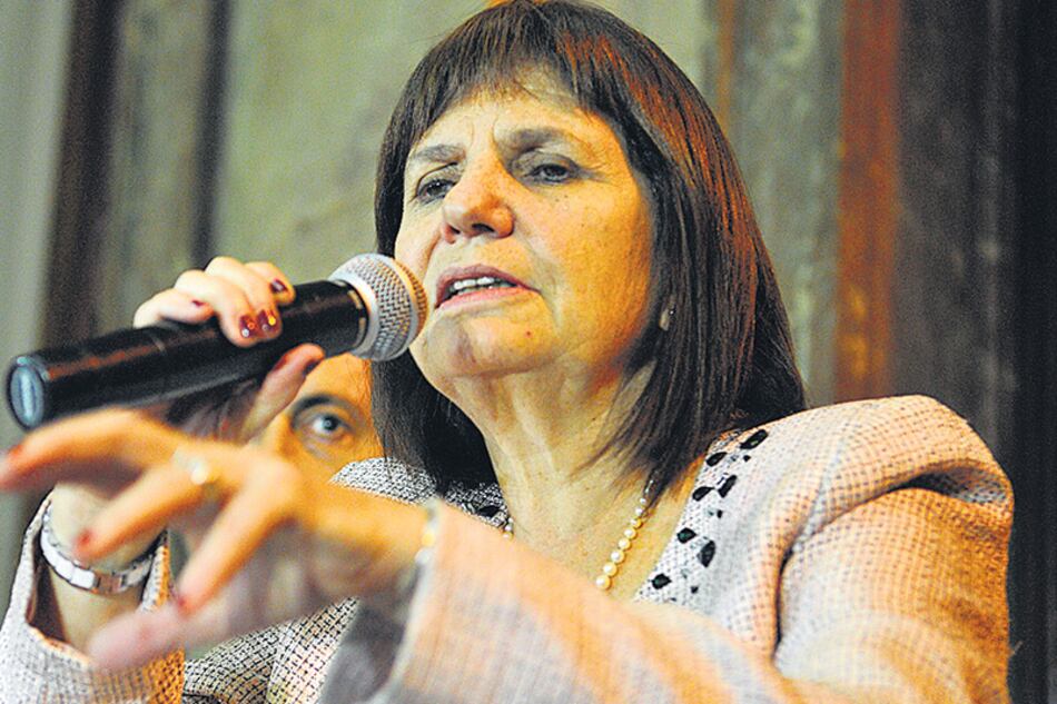 Los abogados de la paciente analizan presentar una denuncia contra Patricia Bullrich.