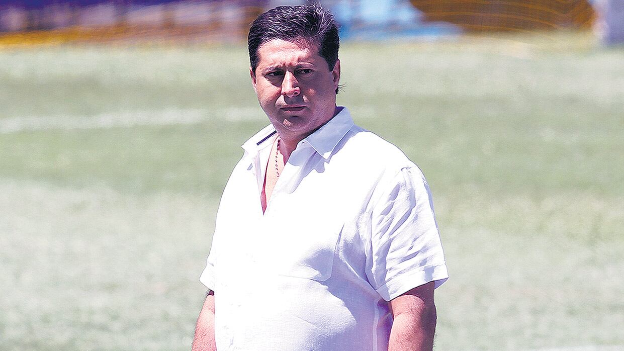 Angelici les pidió a los jugadores que jueguen como equipo y no como individualidades.