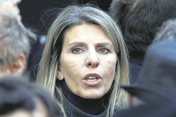 La jueza federal Sandra Arroyo Salgado argumentó que su familia necesita recuperar paz espiritual.