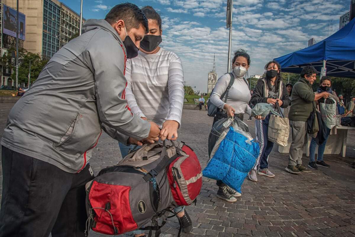 A Ganarle al Frío empezó a principios de mayo y termina esta semana. Este jueves se puede seguir donando ropa de abrigo.