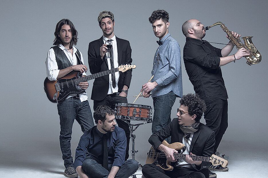 “Para entender a El Kuelgue hay que verlo en vivo”, dicen los integrantes de la banda.