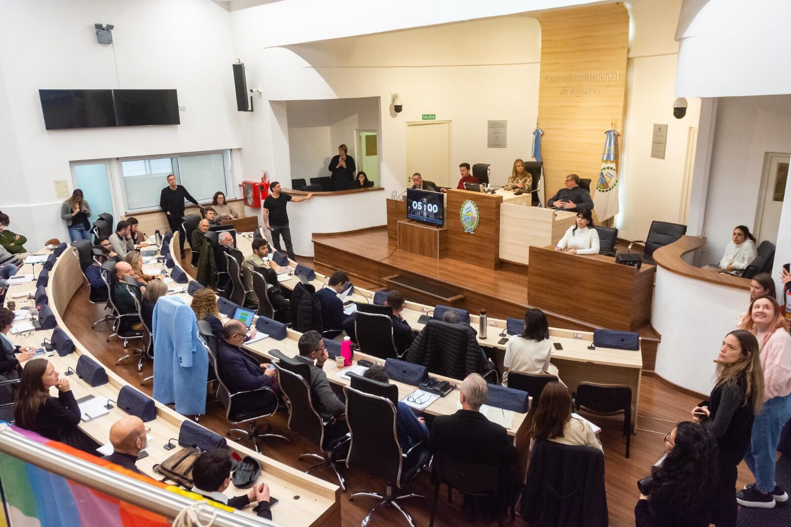 Referentes barriales, ambientalistas y funcionarios expusieron ayer.