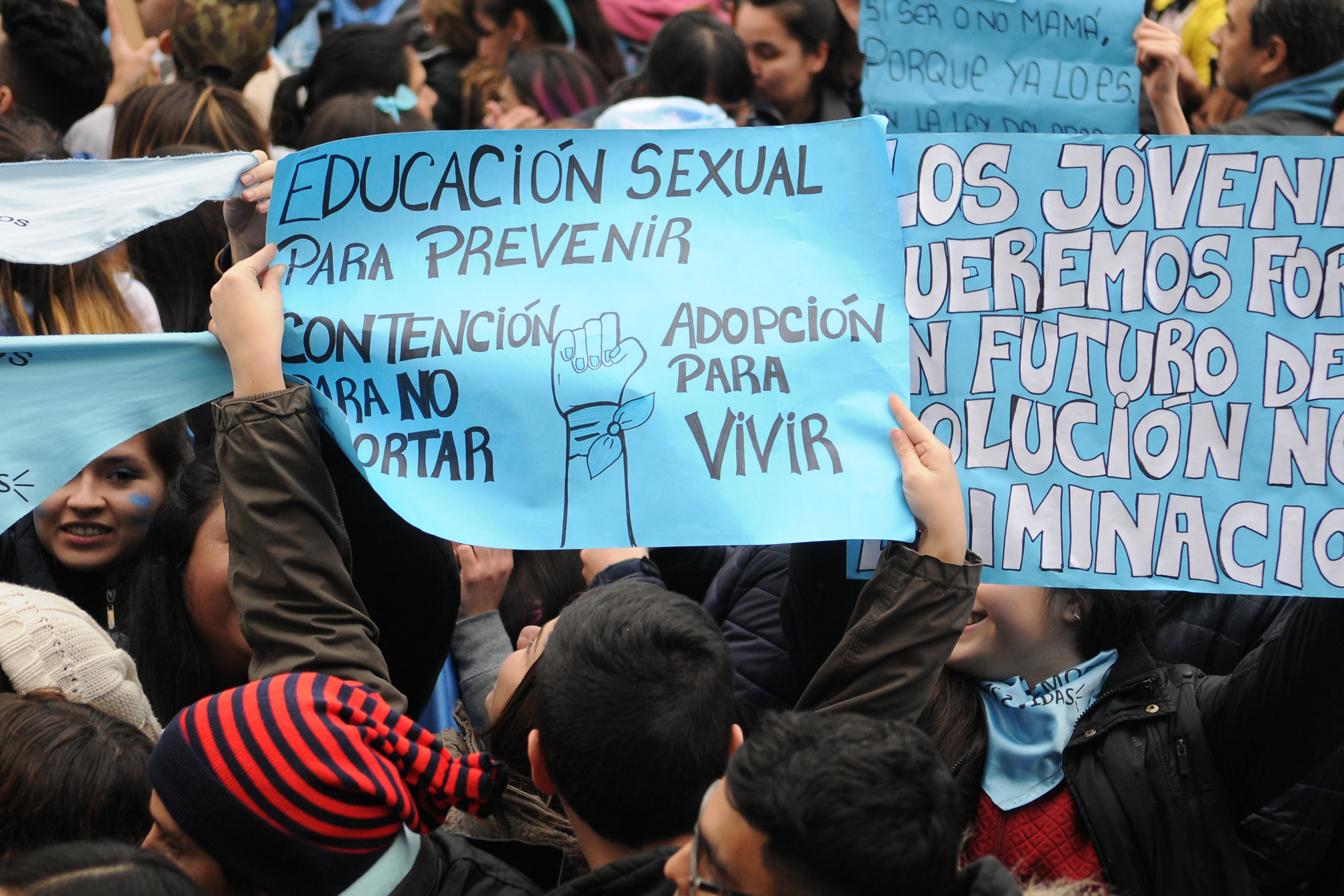 El nuevo articulado declara a la ESI de “orden público”, con contenidos obligatorios.