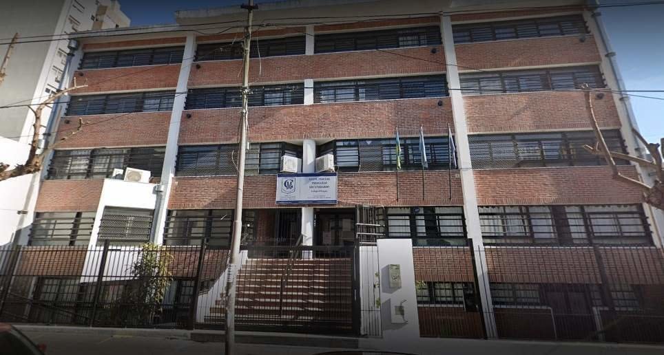 los dueños de la institución habrían vendido el edificio a una inmobiliaria de la zona que utilizaría el terreno para levantar dos torres 