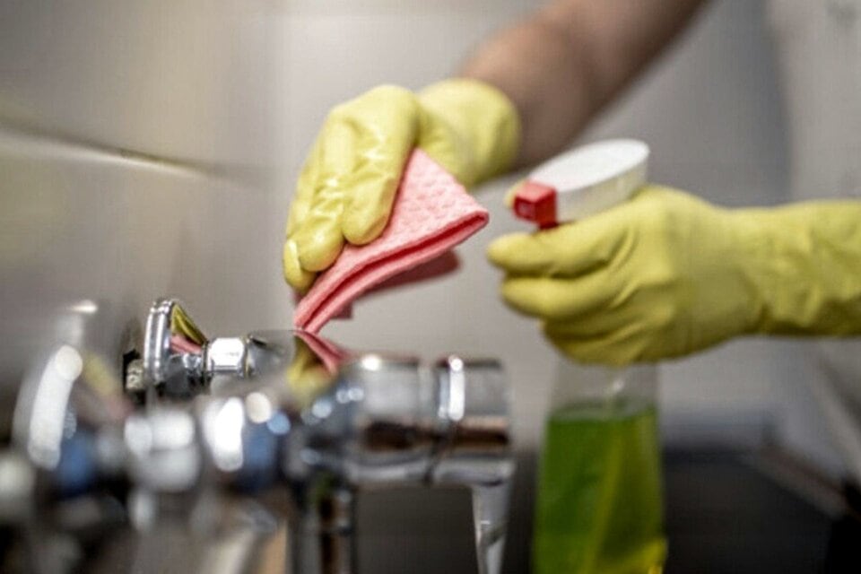 Por el momento no hay nuevos aumentos estipulados para los salarios que se percibirán en mayo