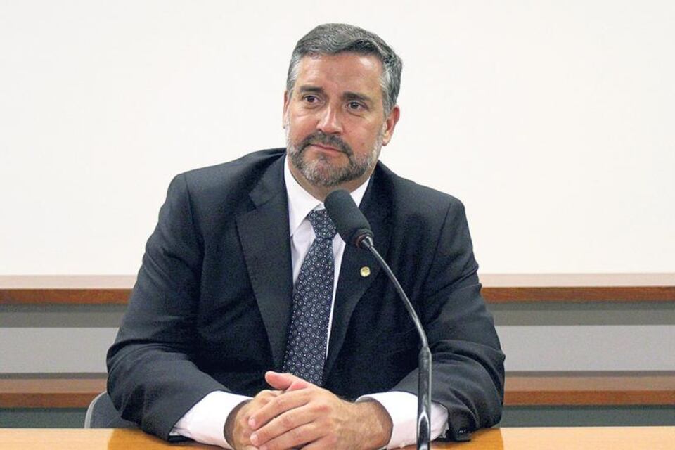 Paulo Pimenta, exminisro de Comunicaciones de Brasil y diputado del PT,