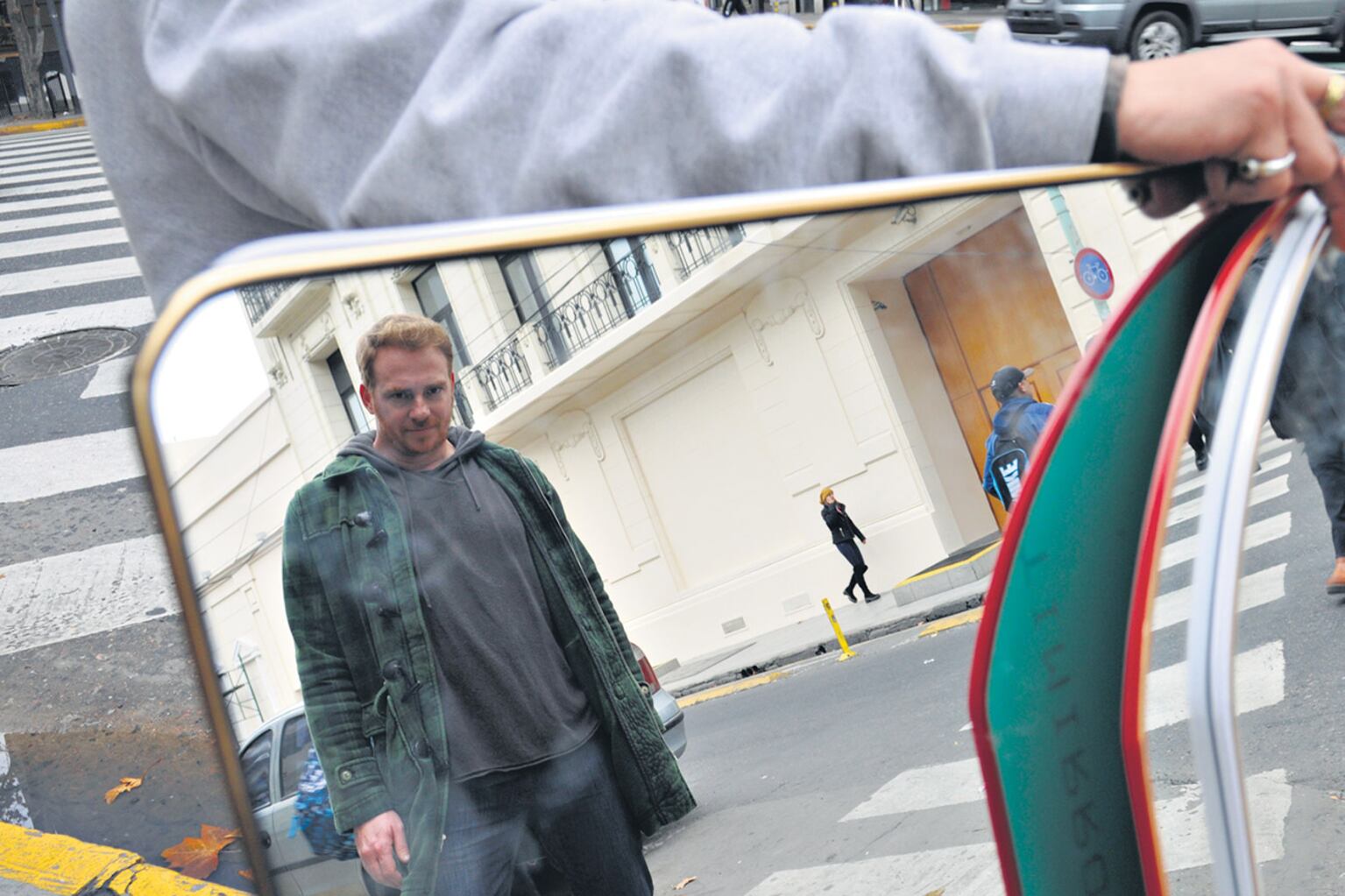 Tolcachir propone “tener fe en algo, persistir, insistir, ser creativo, esperar, atravesar el miedo”.