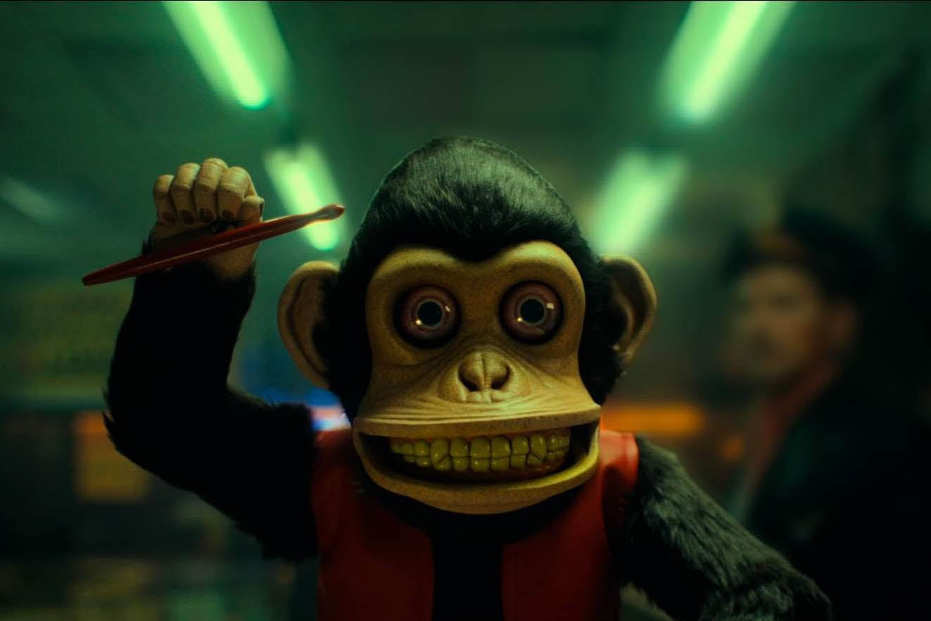 Cada movimiento del monito anticipa un verdadero desastre