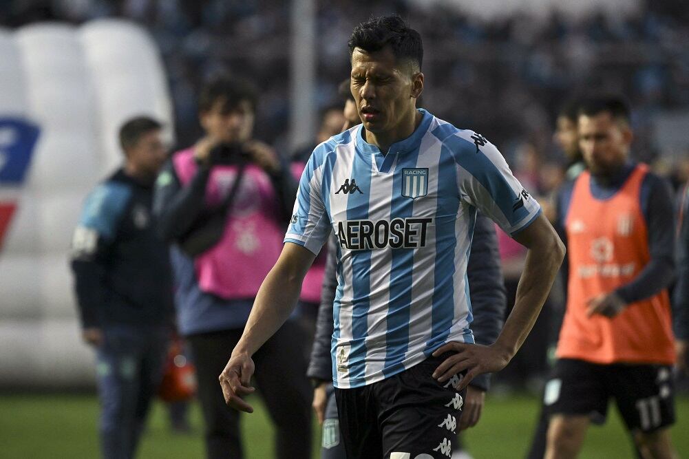 El defensor Leonardo Sigali.