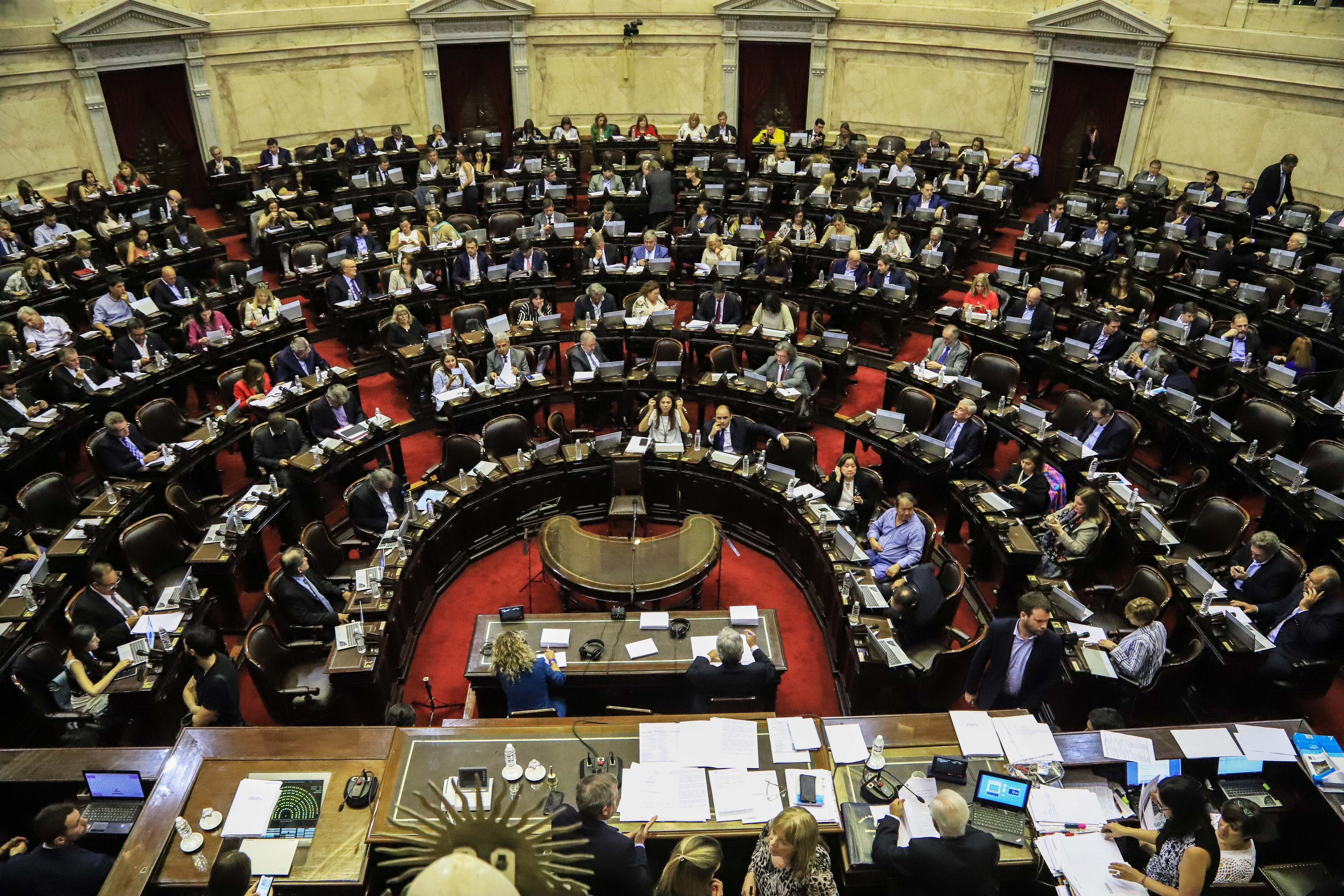 El oficialismo espera llevar los privilegios de los jueces al recinto el jueves