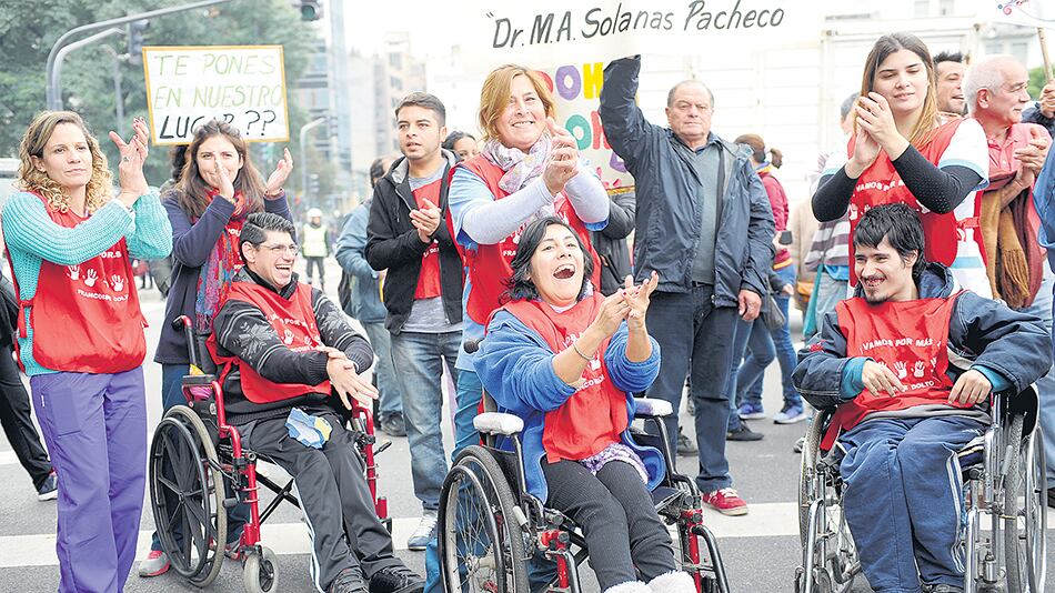 “La ciudad impone barreras a las personas con alguna discapacidad.”
