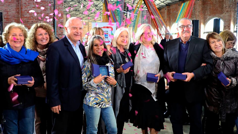 Lifschitz y Balagué encabezaron el acto de celebración por el Día del Maestro.