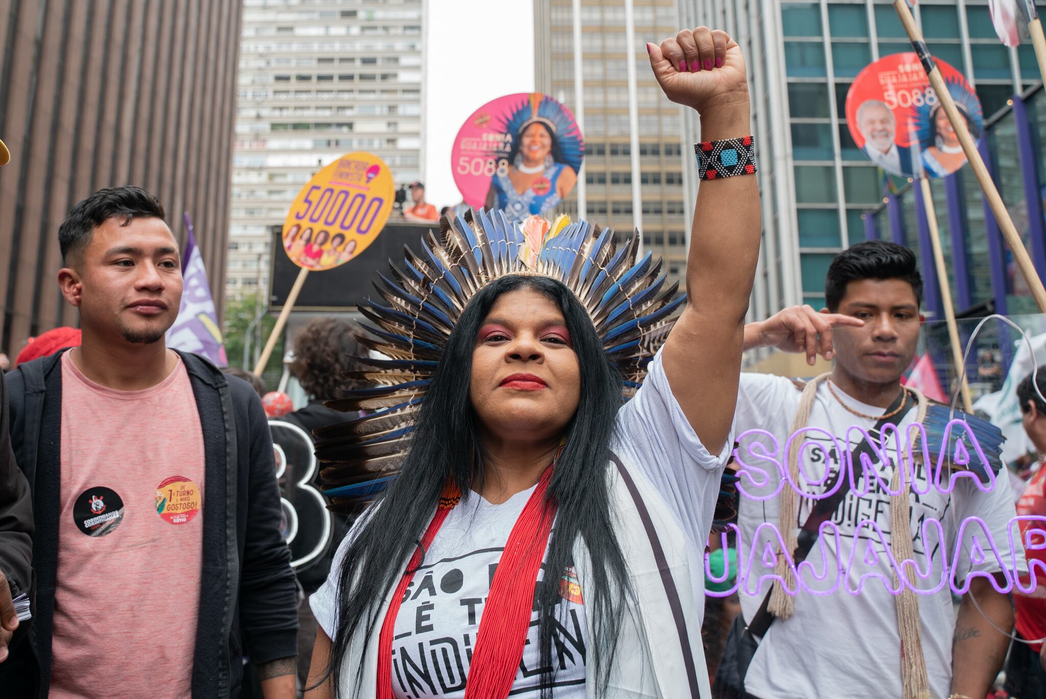 Sonia Guajajara, una diputada indígena para la defensa de cuerpos y territorios.