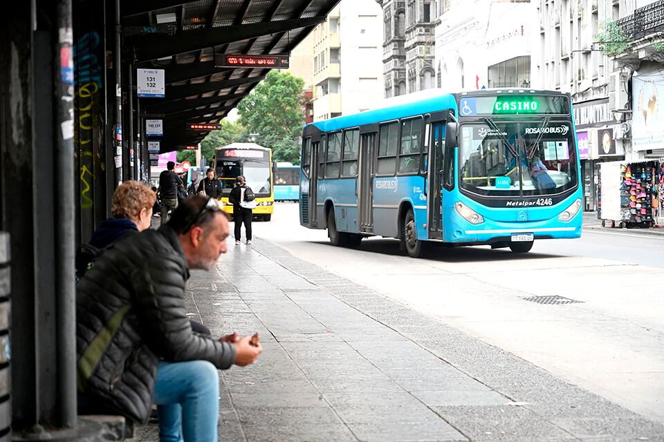 El transporte también fue clave para el paro en Rosario