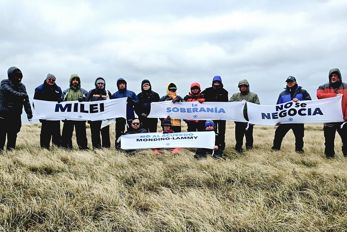 Los excomabtientes platenses que se hicieron escuchar desde Malvinas.