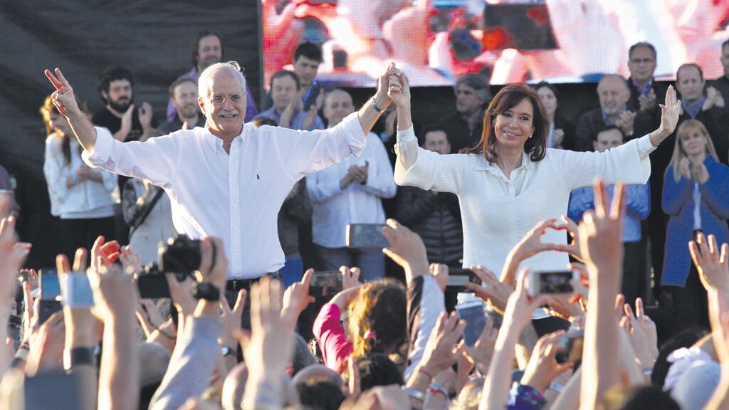 La ex presidenta destacó la figura de Jorge Taiana, su compañero en la lista de Unidad Ciudadana.