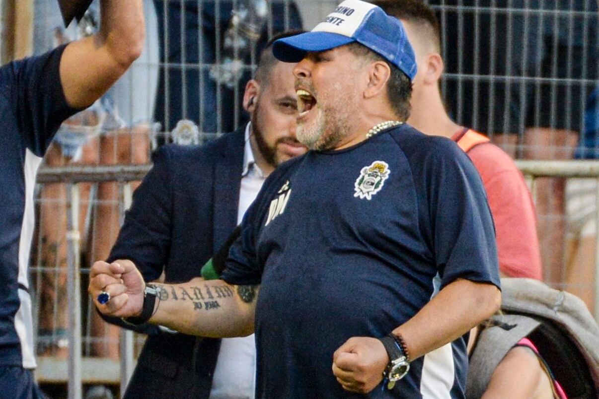 El cambio de formato sería una buena noticia para el Lobo de Maradona.