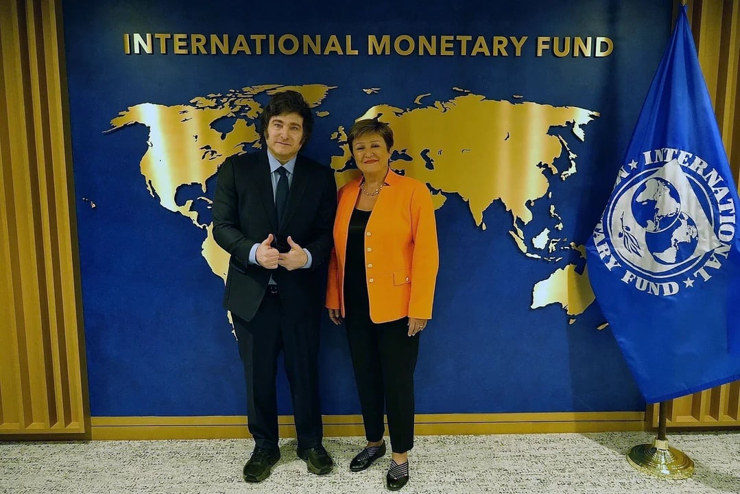 Javier Milei junto a la titular del FMI, Kristalina Georgieva.