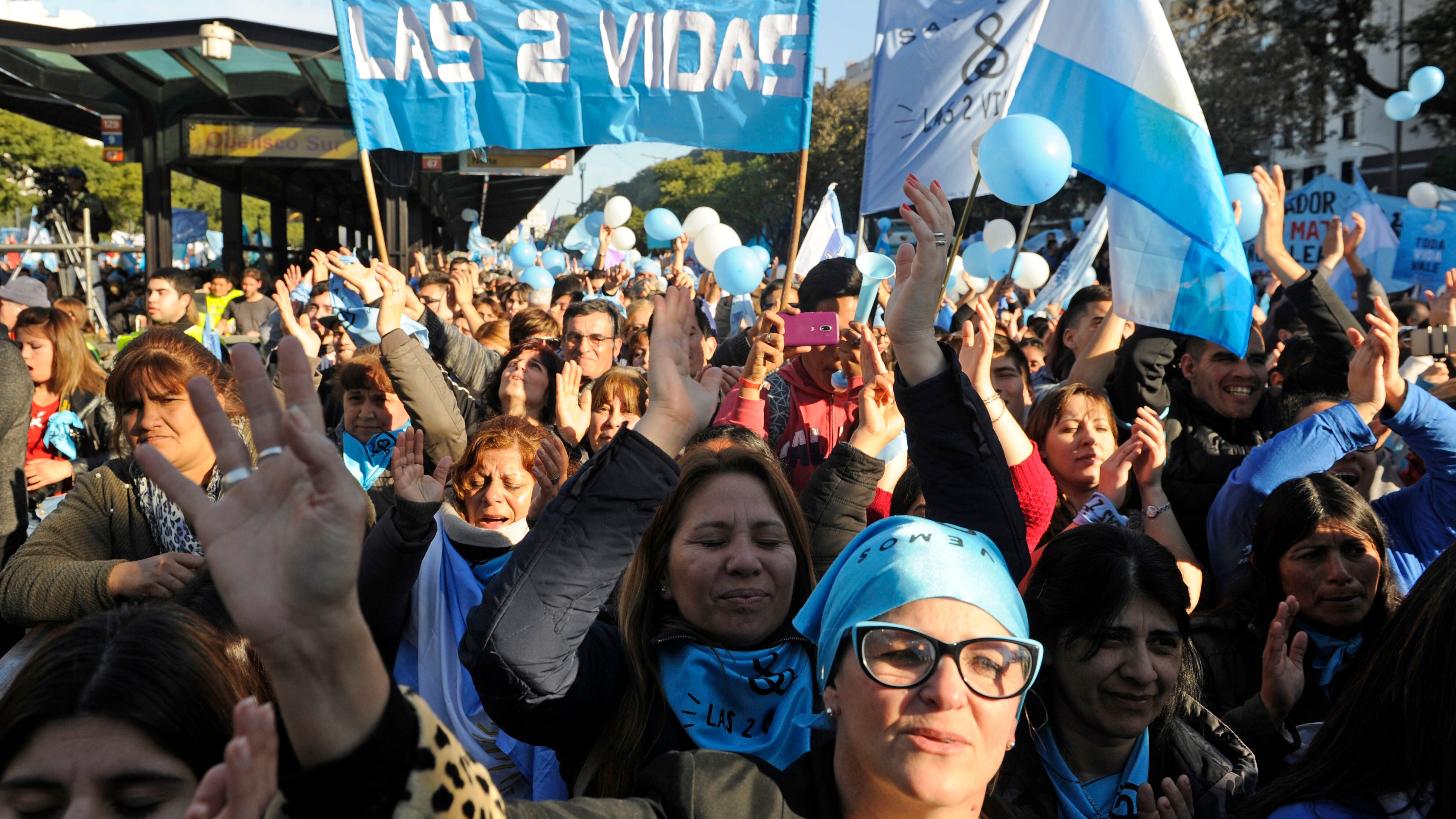 La capacidad de movilización de los evangélicos se descubrió durante la manifestación “por las dos vidas”.