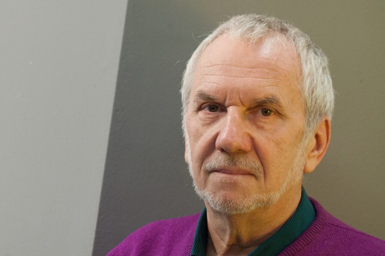 "Hay que terminar con el porteñocentrismo, contar la vida más allá de lo metropolitano y citadino."