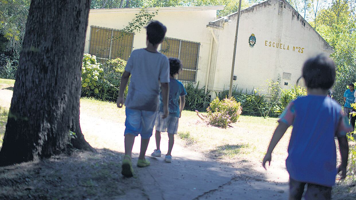 La escuela Nº 25, de arroyo Caracoles, continuará en funcionamiento.
