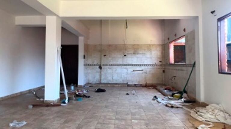 Así está la cocina de la sala que pasó a habitar Sala.