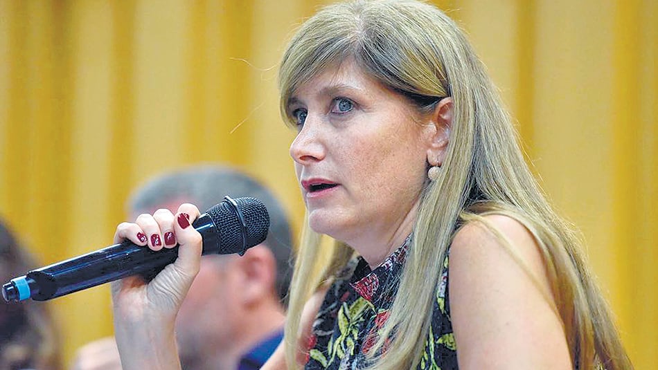 Alejandra Lázzaro es actualmente secretaria de la Cámara Nacional Electoral.