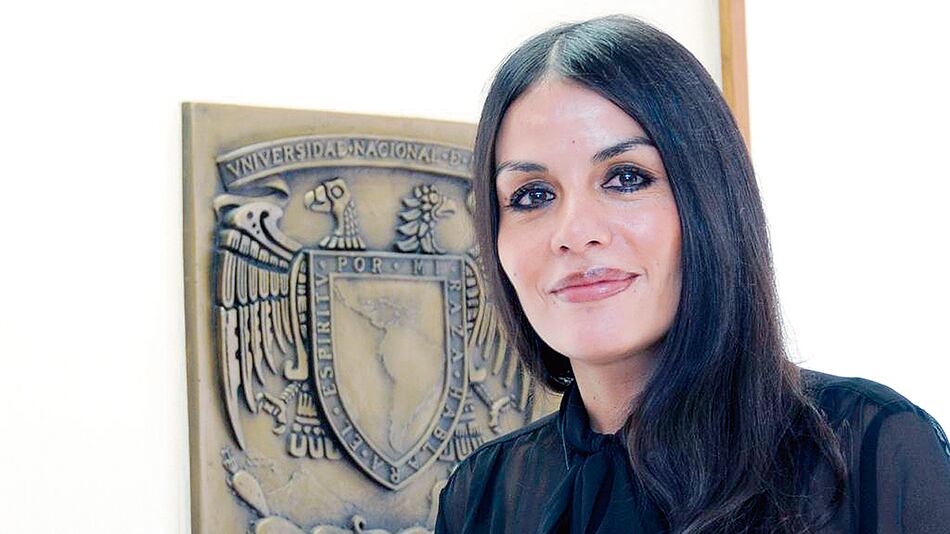 Aimeé Vega Montiel se especializa en derechos humanos de las mujeres, medios y nuevas tecnologías.