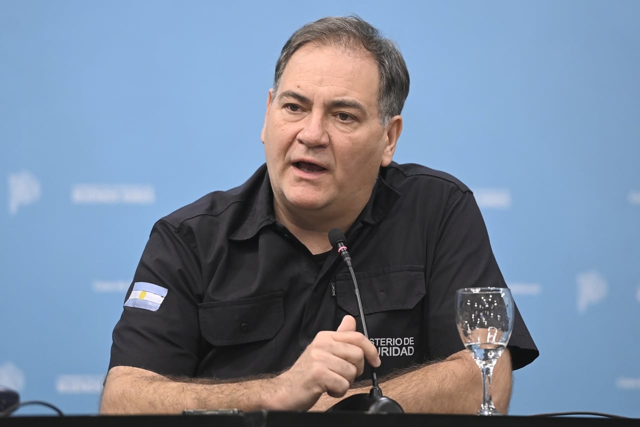 El ministro bonaerense Alonso expresó que nueve implicados estuvieron presentes el día del crimen, según las pruebas producidas