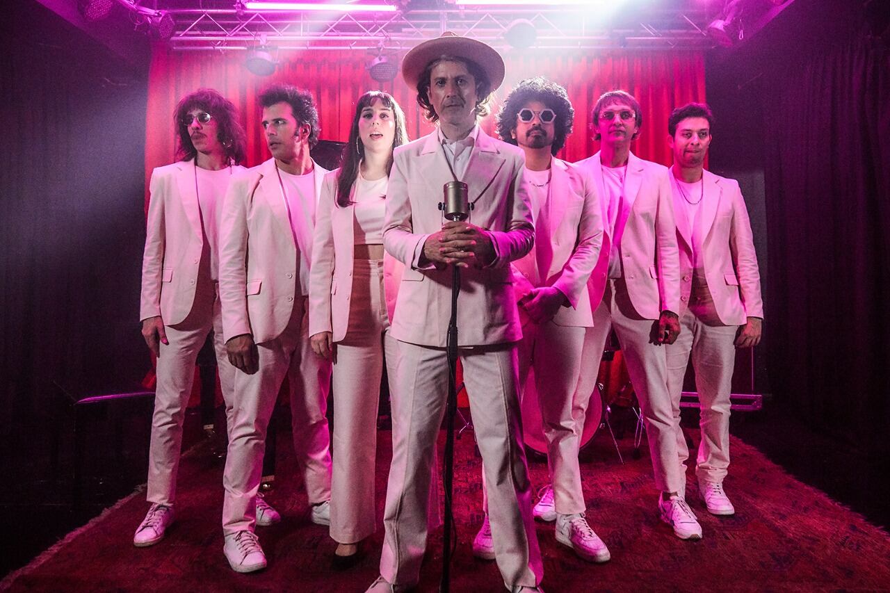 Coti y Los Brillantes fueron los primeros en hacer un "autoconcierto".