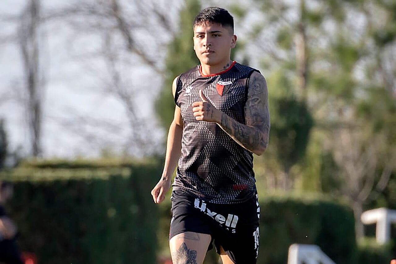 Farías, 47 partidos y 8 goles en Primera