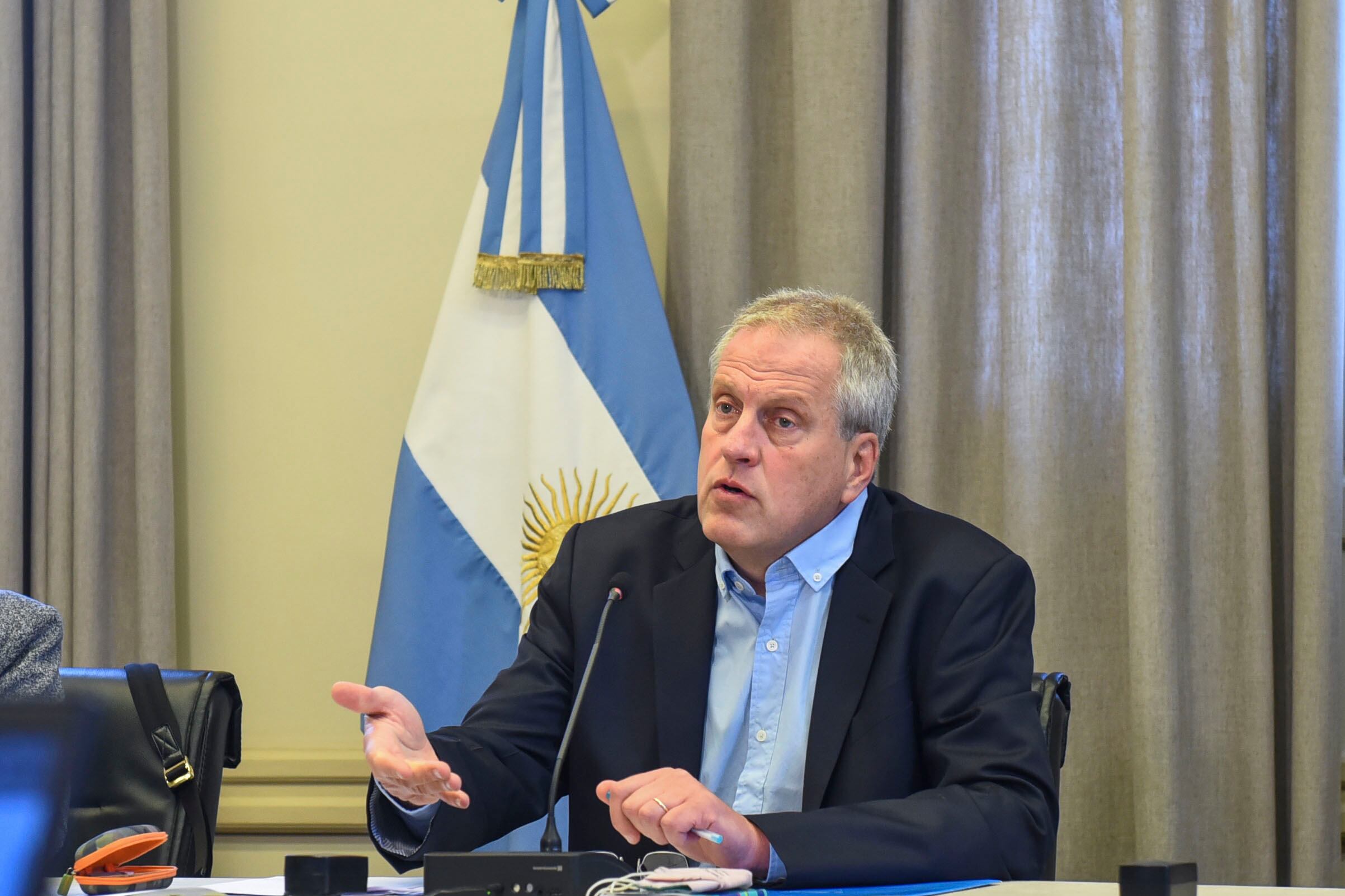 El ministro Jaime Perczyk presidió la reunión paritaria.