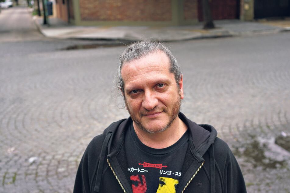 Darío Sztajnszrajber es licenciado en Filosofía por la Universidad de Buenos Aires.