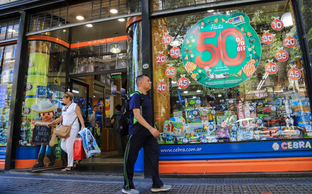“Juguetería y artículos de librería” fue el rubro que más retrocedió con un derrumbe de 14,8 por ciento.