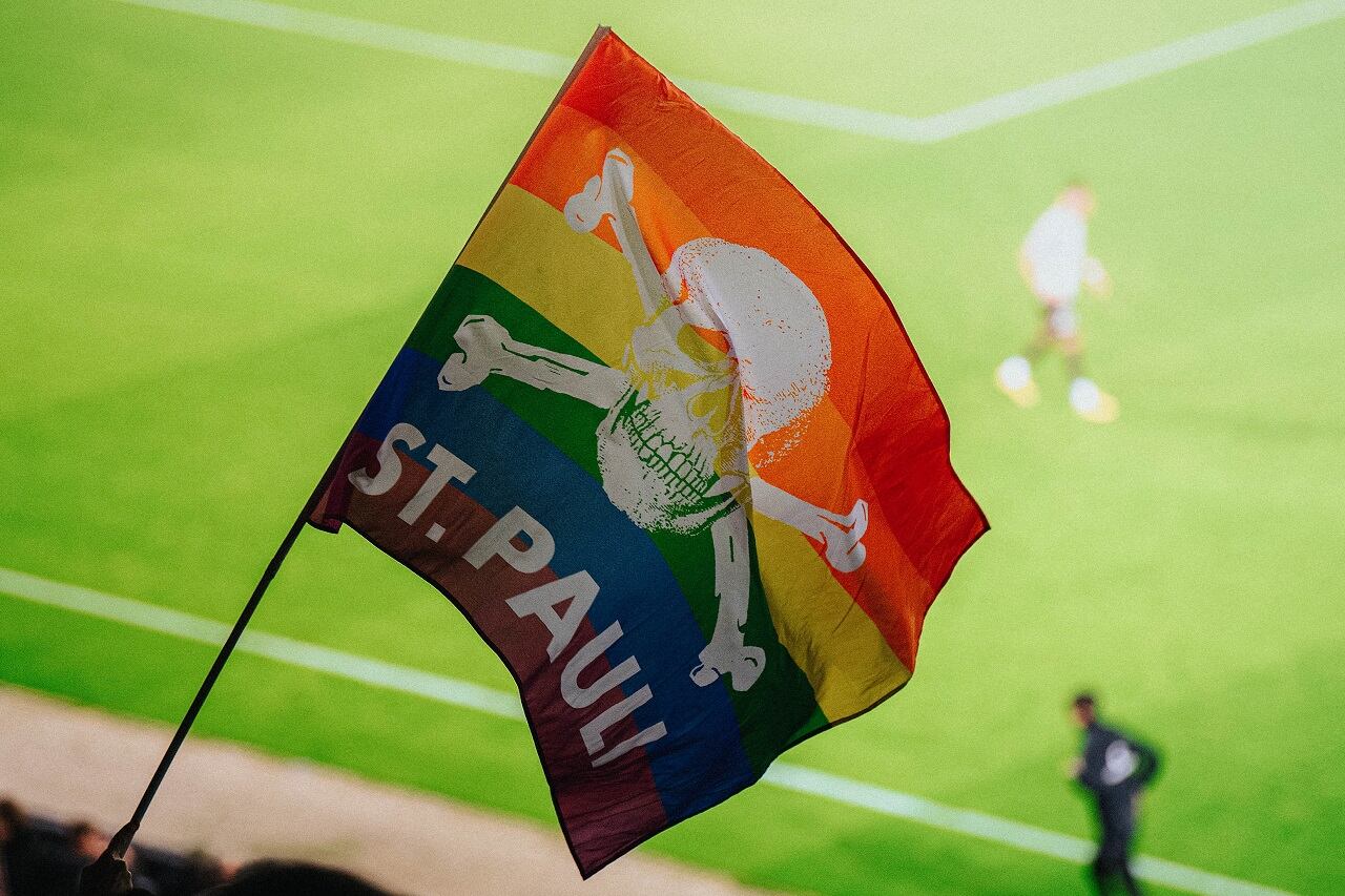 El Sankt Pauli juega en Hamburgo, en el estadio Millerntor